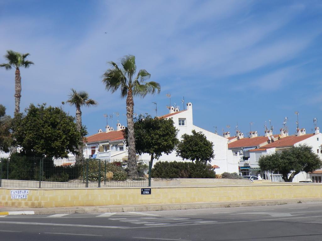 Casa En La Costa Villa Torrevieja Buitenkant foto